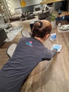 Büroreinigung (Tisch)