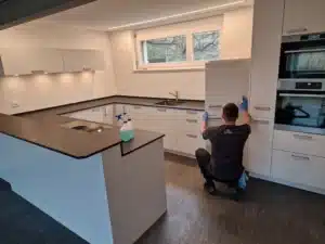 Wohnungsreinigung Umzugsreinigung mit Abnahmegarantie